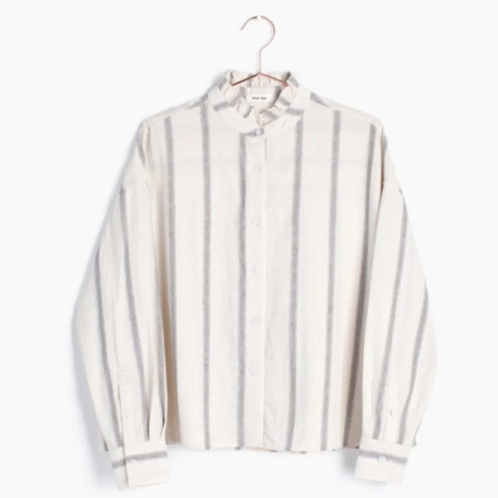 Mod Ref Ruffle Collared Shirt - Picture 3 of 7